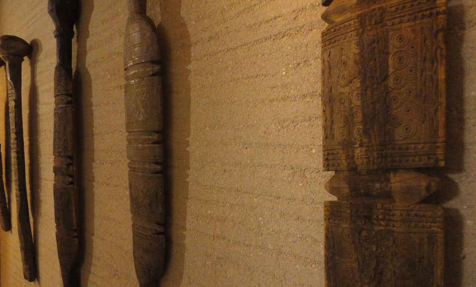 Rough and rustic textured clay finish, Nando's restaurant in Glasgow, Scotland