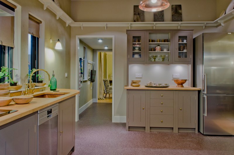 Image of Smooth clay top coat, Prince's Arts & Crafts House, Ideal Home Show 2012